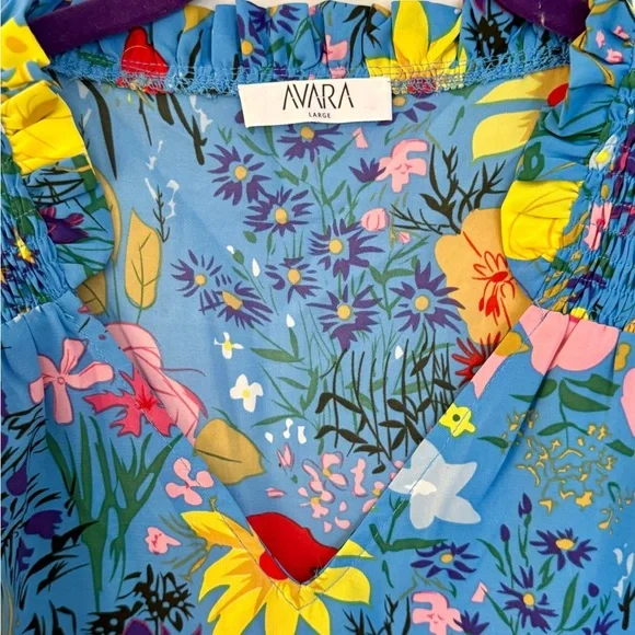 Floral Blue Top by Avara - Picture 2 of 2